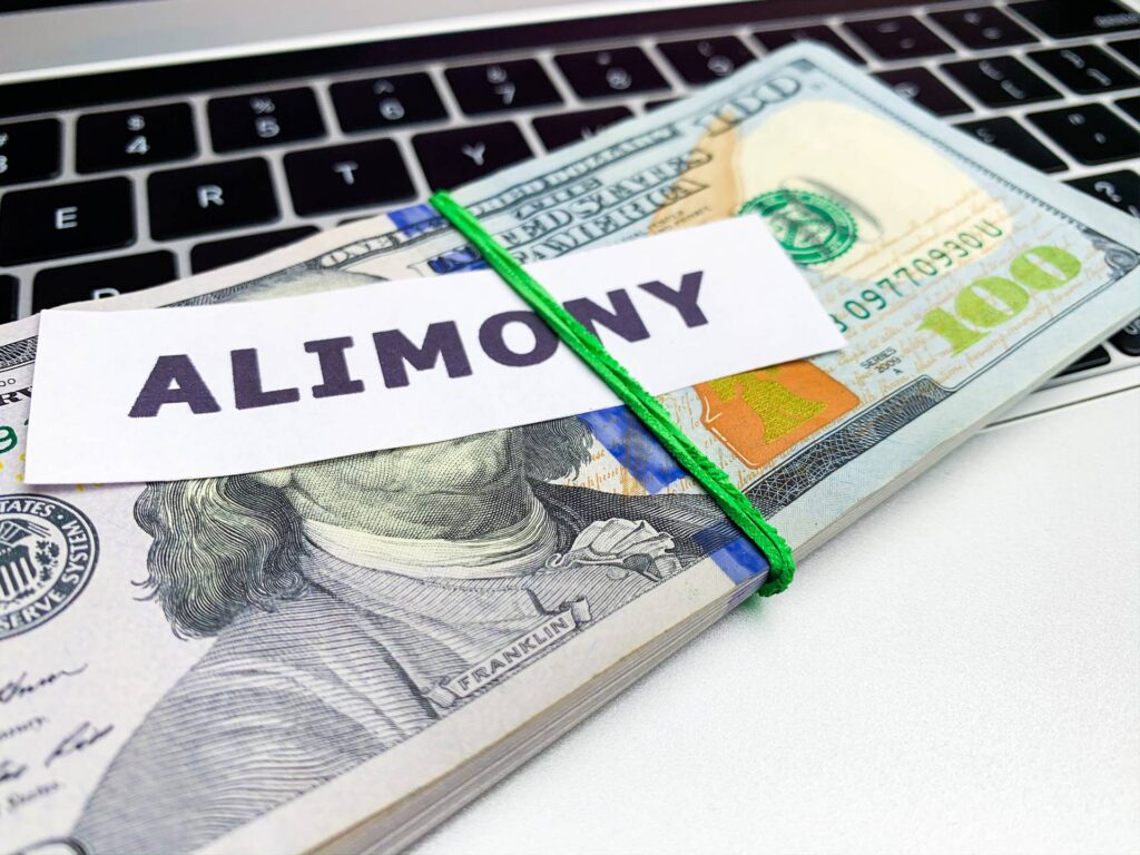 Legal Ways to Minimize Taxes on Alimony Payments